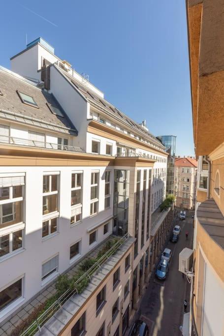 S22 Apartment Будапеща Екстериор снимка